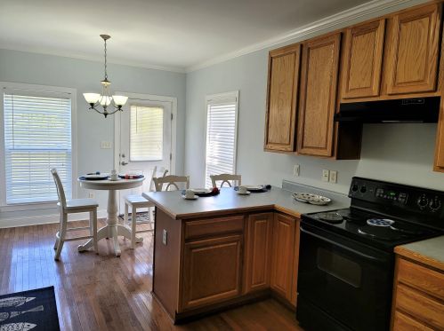 3310 Park Dr, Fort Pierce FL 34982-8424 exterior