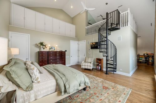 1048 Barry Ave, Chicago IL 60634-4610 exterior