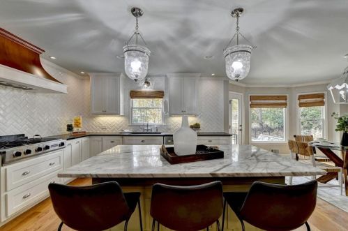 1311 Bridgewater Walk, Lithonia GA  30078-2086 exterior