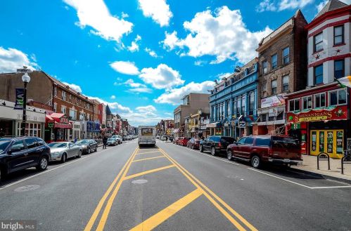 1420 Clifton St, Washington DC  20009-4558 exterior