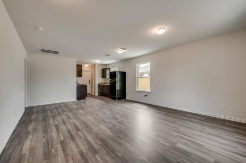 4627 Corregidor St, Dallas TX  75216-5017 exterior