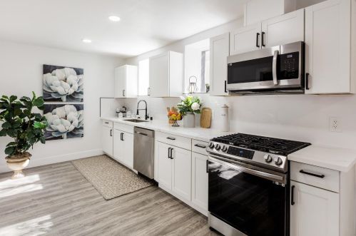 2437 Acton St, Berkeley CA 94702-1914 exterior