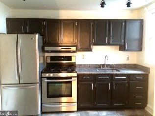 450 Orange St, Media, PA 19063-2319