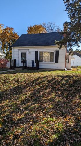 4617 Holt Ave, Milwaukee WI 53219-4729 exterior