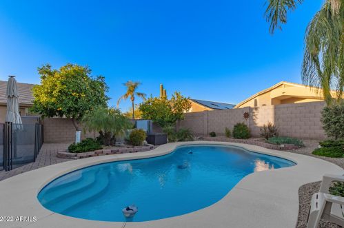 2412 Cielo Grande Ave, Phoenix AZ  85024-7552 exterior