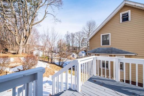 40 Commonwealth Ave, New Britain CT 06053-2913 exterior