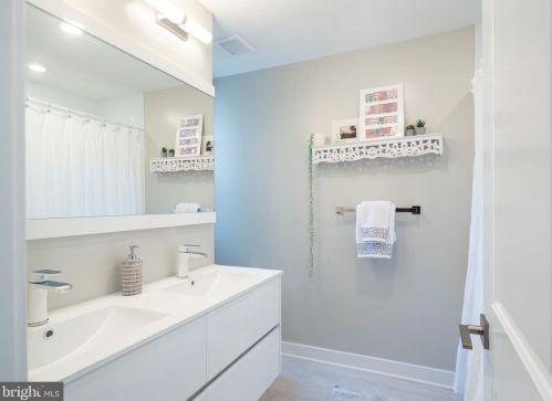 1526 Federal St, Philadelphia PA 19146-3913 exterior