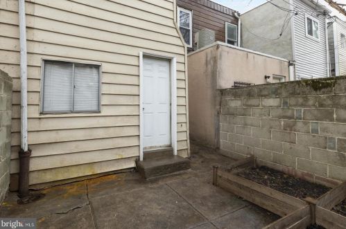 2222 Greenwich St, Philadelphia PA  19146-4207 exterior