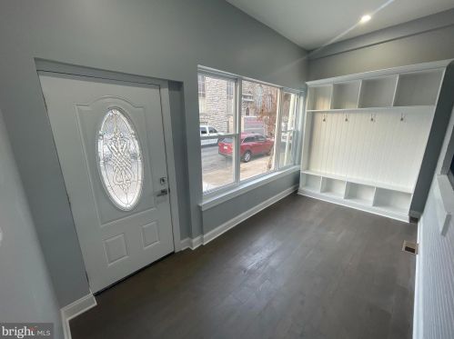 1617 Allengrove St, Philadelphia PA  19124-2729 exterior