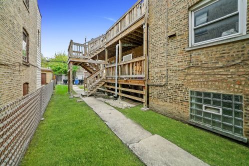 5301 Le Moyne St, Chicago IL 60651-1329 exterior