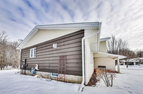 1975 Betty Jane Ct, Saint Paul MN 55109 exterior