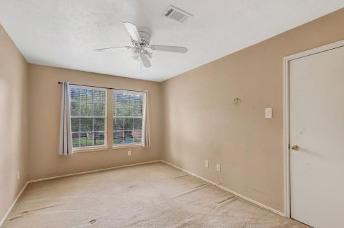 18635 Twigsworth Ln, Humble TX 77346-2611 exterior