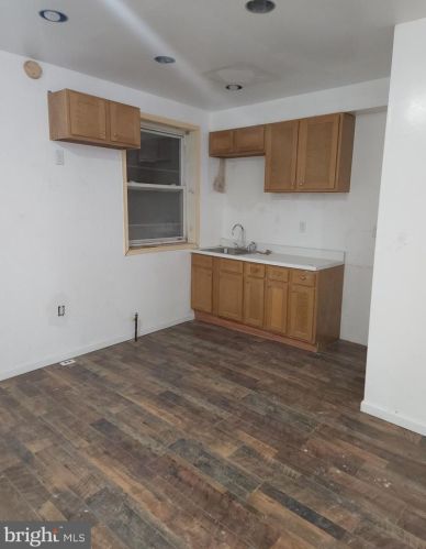 1152 15th St, Philadelphia PA  19146-3141 exterior