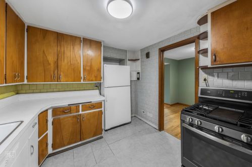 3601 59th Ave, Chicago, IL 60804-4264