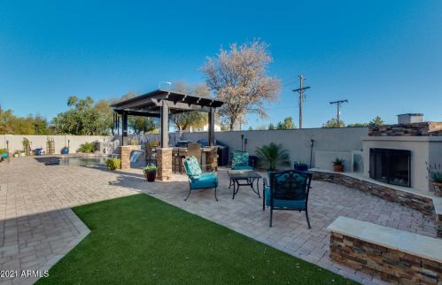 681 Wildhorse Dr, Chandler AZ 85286-6139 exterior