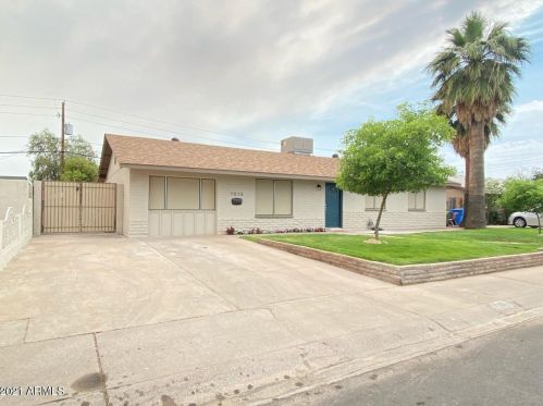 7015 Camelback Rd, Phoenix AZ  85033-1535 exterior