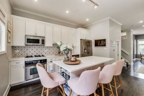 1804 Calumet Ave, Chicago IL  60616-1404 exterior