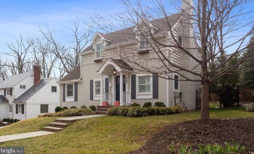 804 Enderby Dr, Alexandria, VA 22302-2224