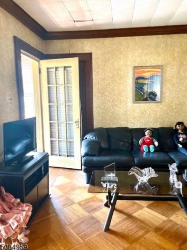 899 Chancellor Ave, Irvington NJ 07111-1214 exterior