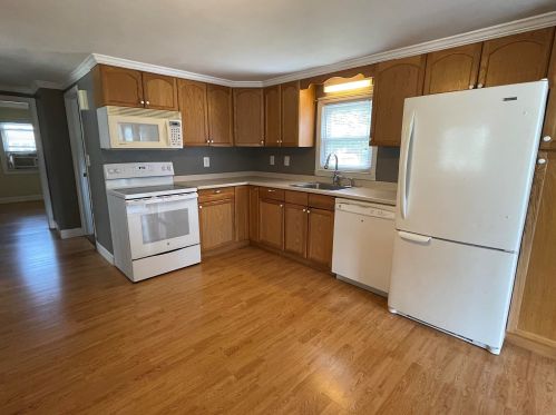 20 Cherry St, Concord, NH 03301-5201