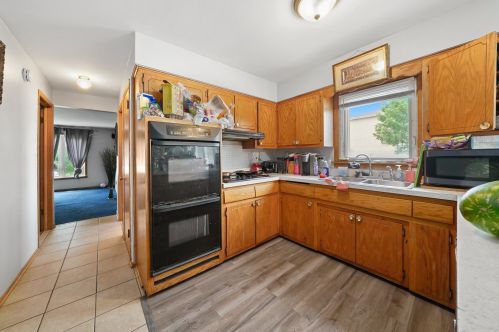 6724 63rd St, Chicago IL 60638-4004 exterior