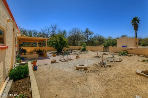 808 Abrego Dr, Green Valley AZ 85614-3641 exterior