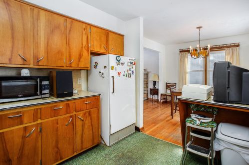 920 Livingston St, Sylvan Beach MI 49461-1535 exterior