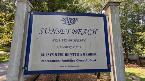 8388 Lake Dr, Lithonia GA  30039-5724 exterior