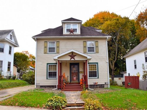 558 Arch St, Meadville, PA 16335-2930