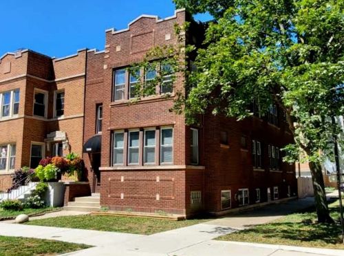 3300 Belle Plaine Ave, Chicago, IL 60618-3236