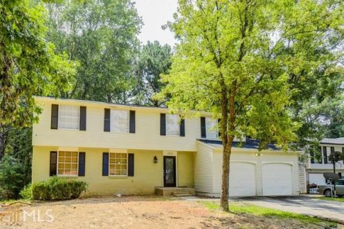 3070 Baxley Ct, Atlanta, GA 30349-4704