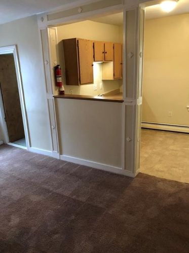 370 River St, Woonsocket RI 02895-1821 exterior