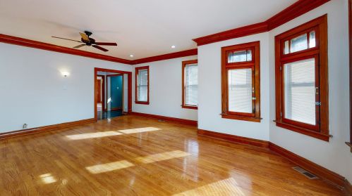 10643 Perry Ave, Chicago IL 60628-3428 exterior