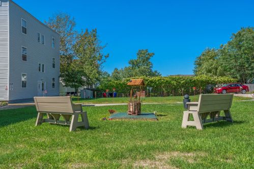 523 Washington Ave, Portland ME 04103-2075 exterior