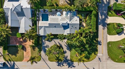 720 11 Ave, Naples FL 34117-4129 exterior