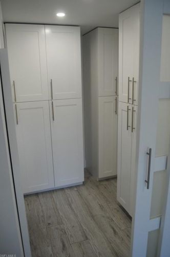 5229 Treetops Dr, Naples FL 34113-8520 exterior