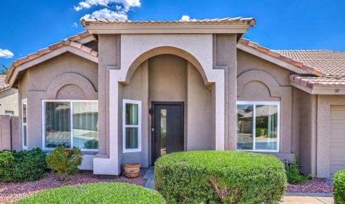 4333 Angela Dr, Phoenix AZ  85032-2282 exterior