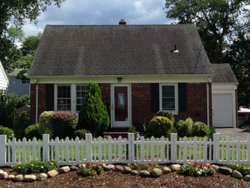 39 Fleetwood Rd, Dumont, NJ 07628-2203