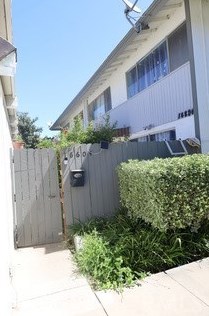 16604 Montego Way, Tustin CA  92780-4100 exterior