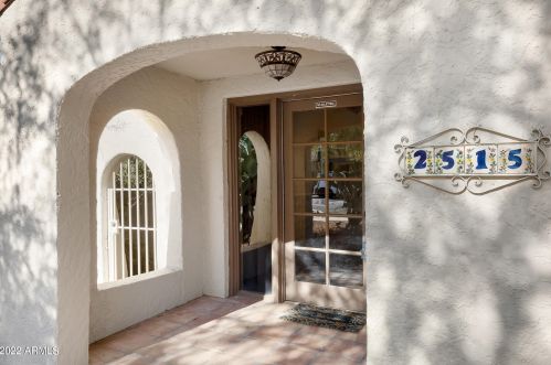 2515 10th St, Phoenix, AZ 85006-1076