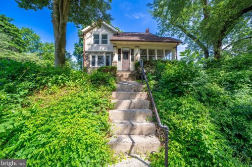 600 Sharp Ave, Manor, PA 19036-2316