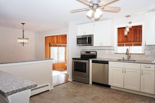 470 Clearview Ave, Torrington CT 06790-5626 exterior