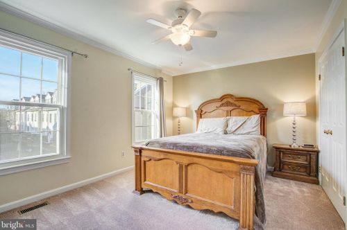 7818 Colonial Springs Blvd, Alexandria VA  22306-2864 exterior