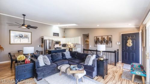 22158 Edgewater, Novi MI  48375-5014 exterior