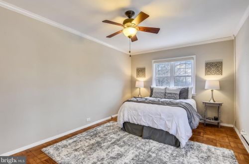 3555 Martha Custis Dr, Alexandria VA 22302-2003 exterior