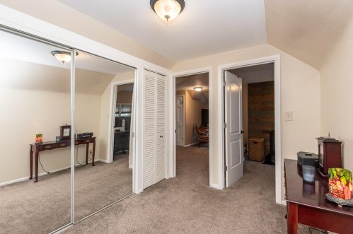 2905 Hackett Ave, Milwaukee WI 53211-3442 exterior