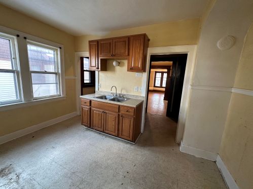 2952 40th St, Milwaukee WI  53210-1808 exterior