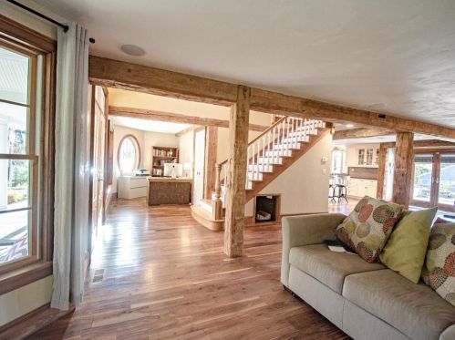 40 Dunbarton Ctr Rd, Concord NH 03304-5300 exterior