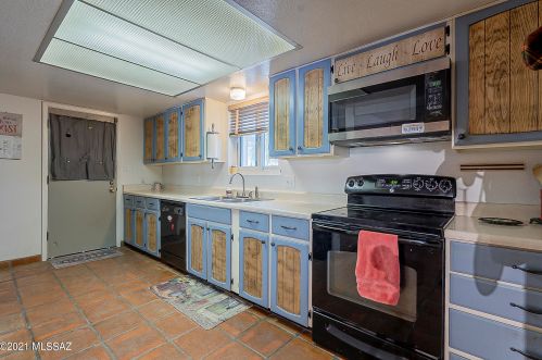 5960 Escondido Ln, Tucson AZ 85704-2815 exterior