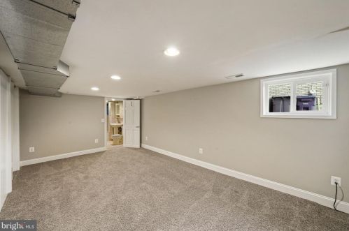 1504 Lawrence St, Washington DC 20017-2913 exterior